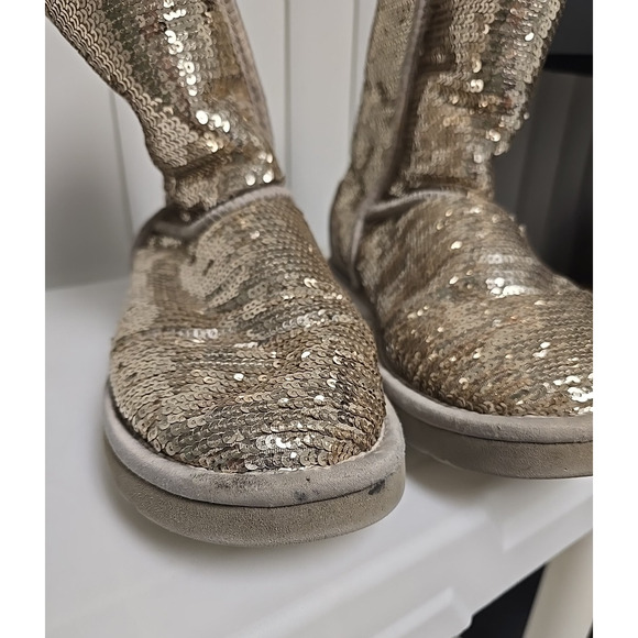 Y2K UGG Australia Gold Sequin Sparkle Classic Short Winter Snow Boots Womans 7 - Picture 2 of 7